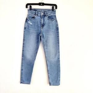 American Eagle Size 00 Short Mom Straight Jean Light blue Stretch Denim